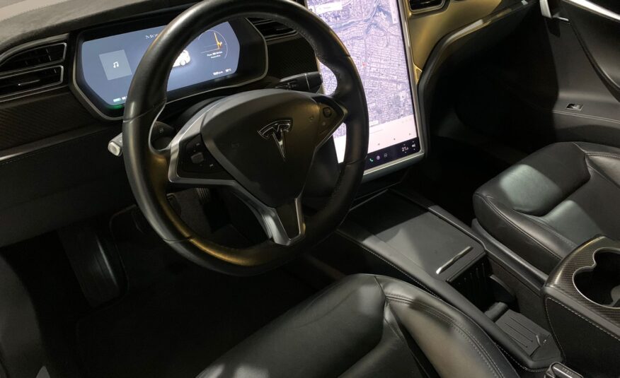 Tesla Model S75D 2016