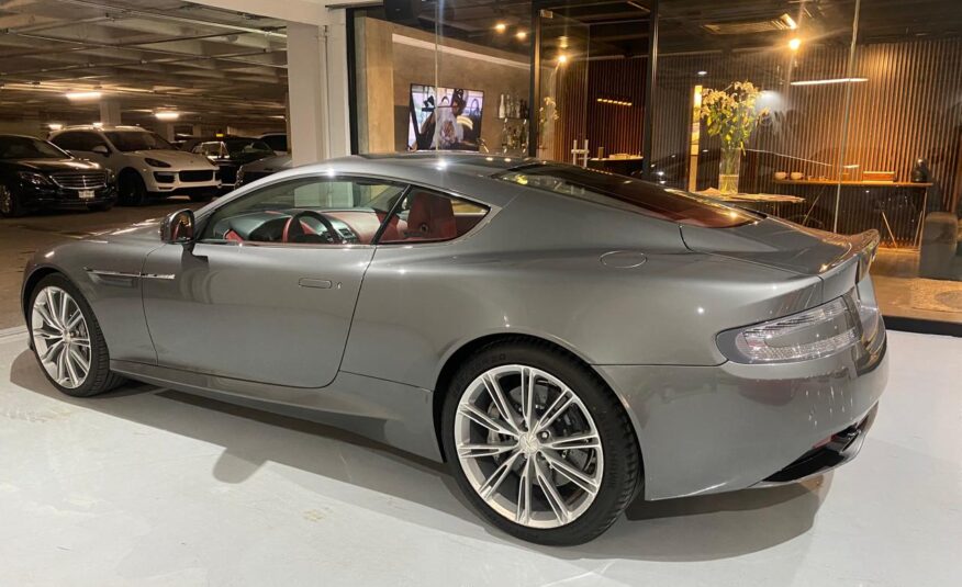 Aston Martin DB9 2015