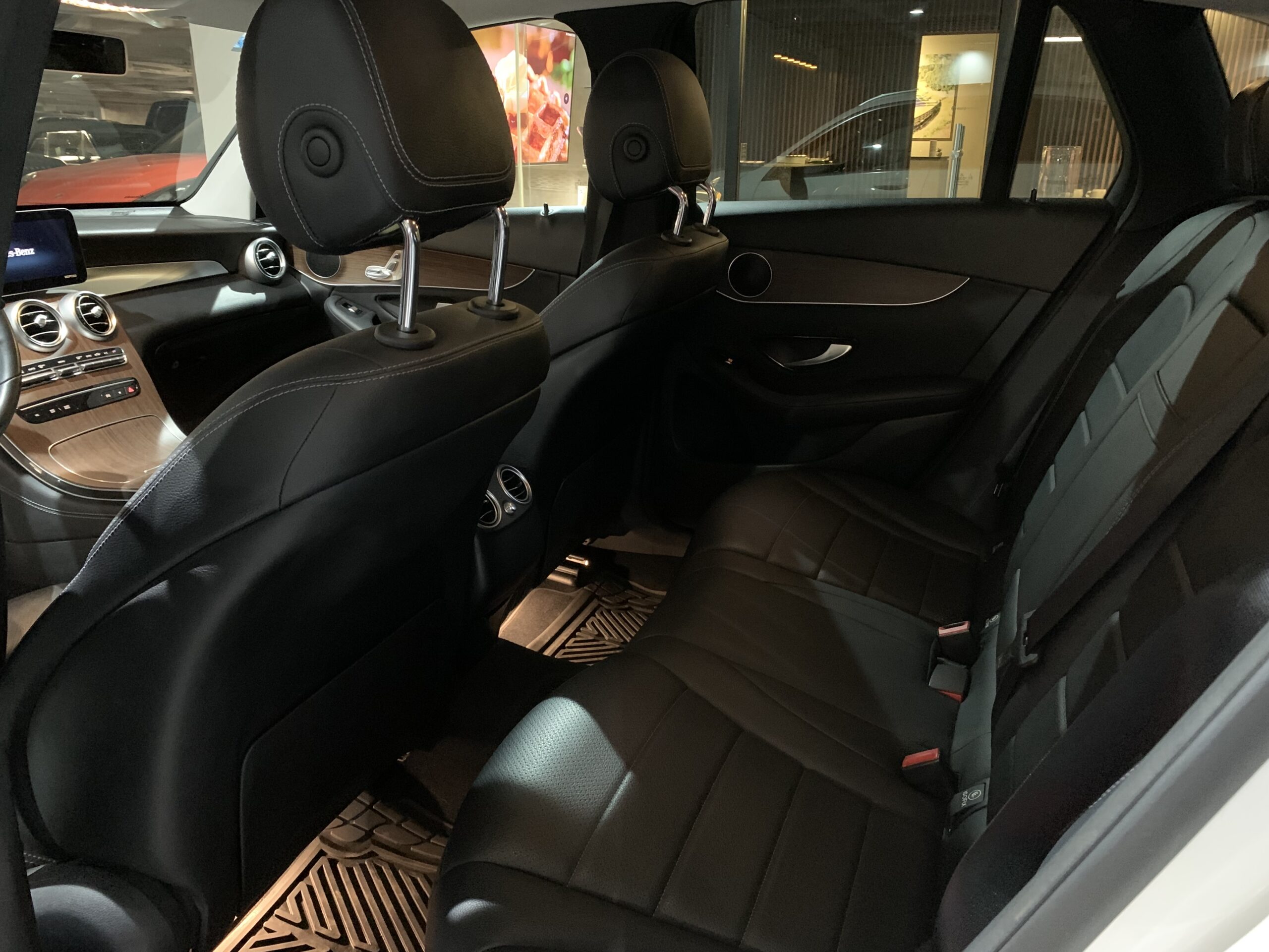 Mercedes-Benz GLC 300 2020