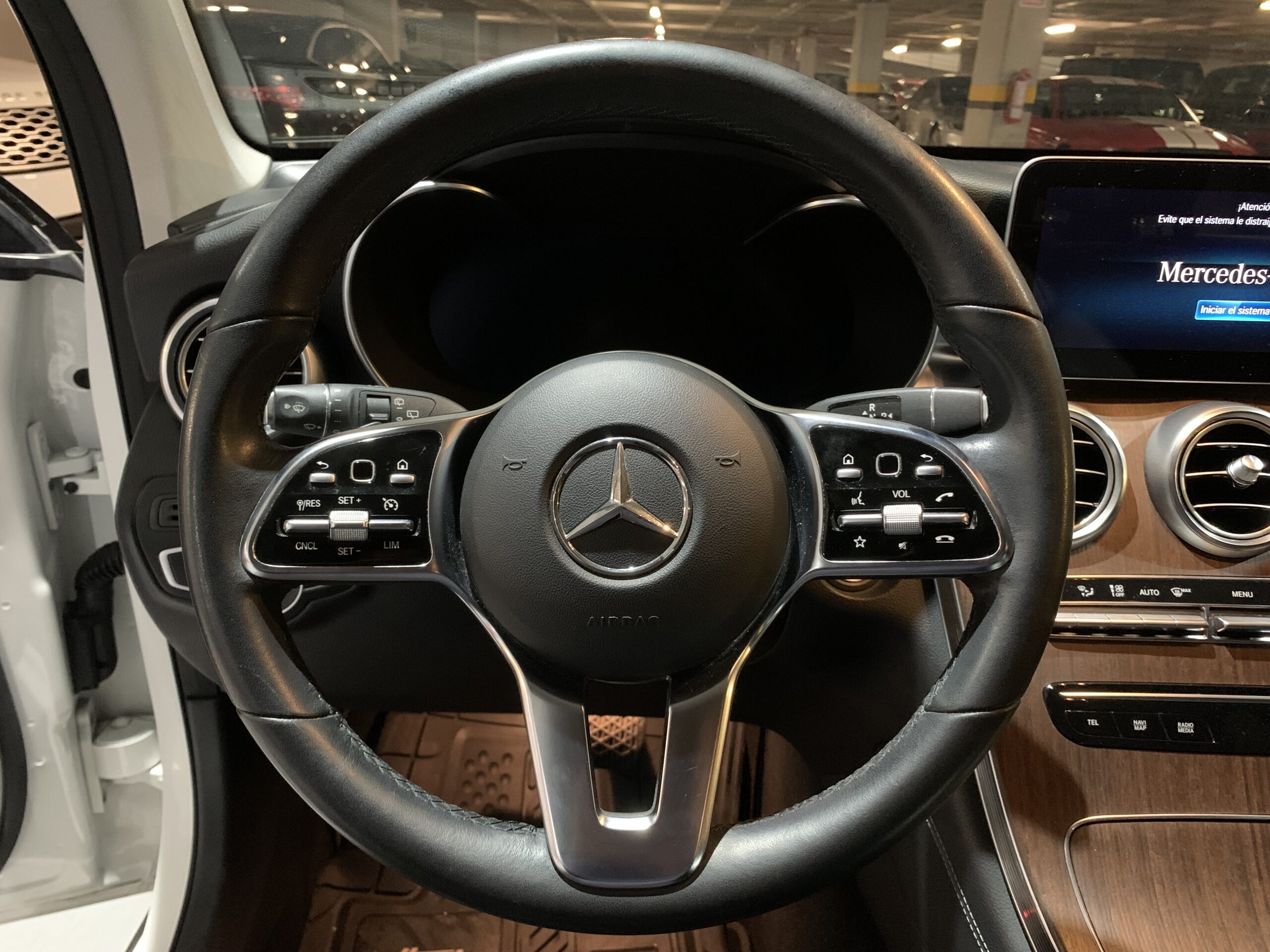 Mercedes-Benz GLC 300 2020
