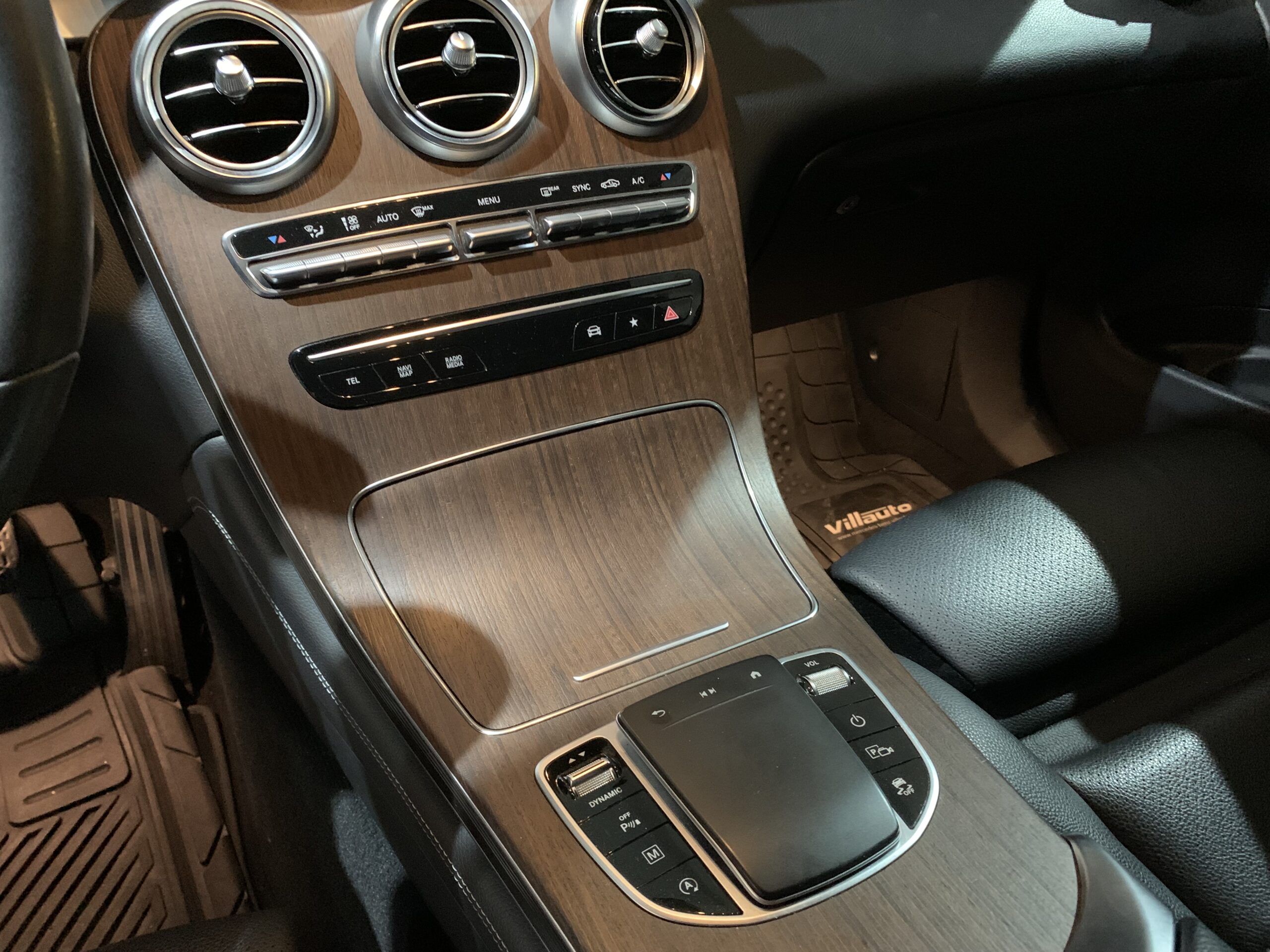Mercedes-Benz GLC 300 2020