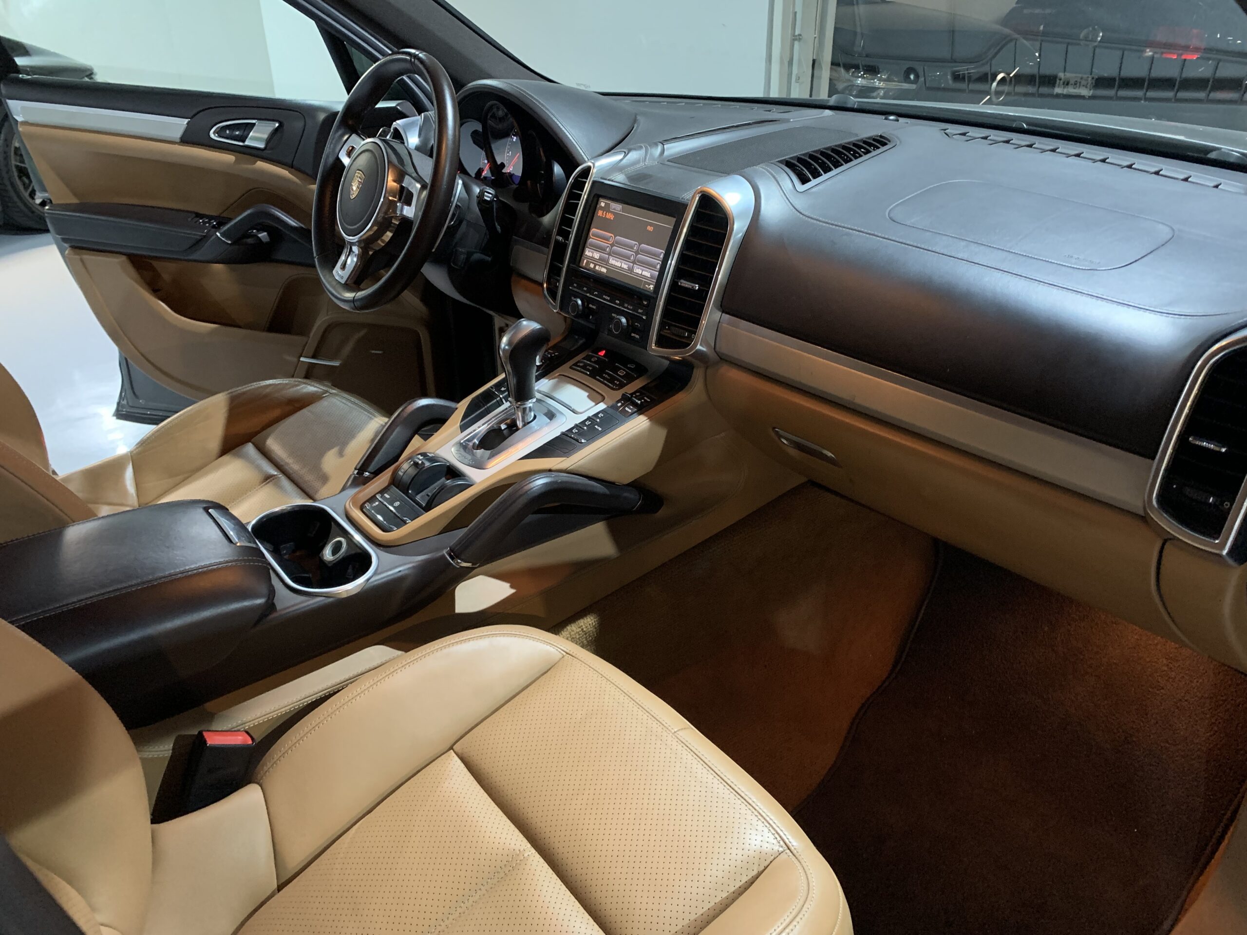 Porsche Cayenne 2014