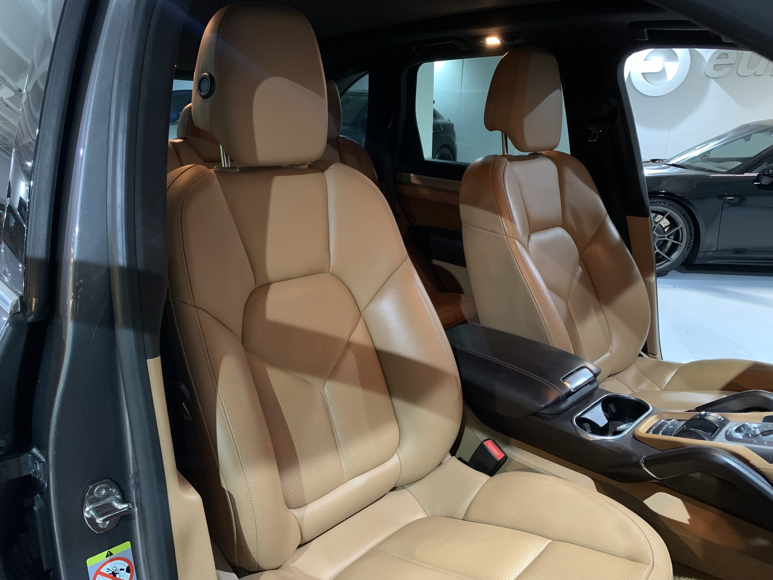 Porsche Cayenne 2014