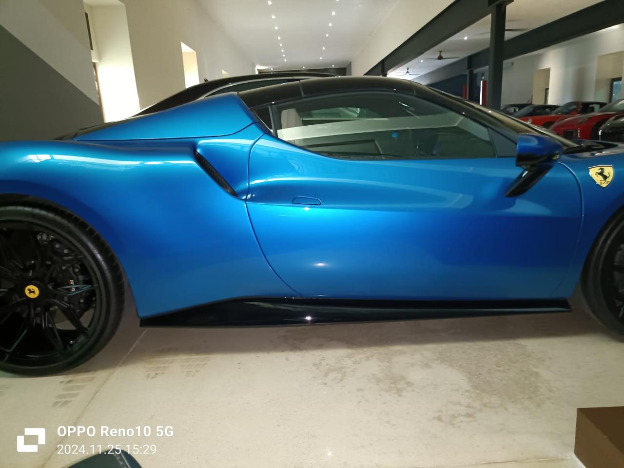 Ferrari 296 GTS 2024