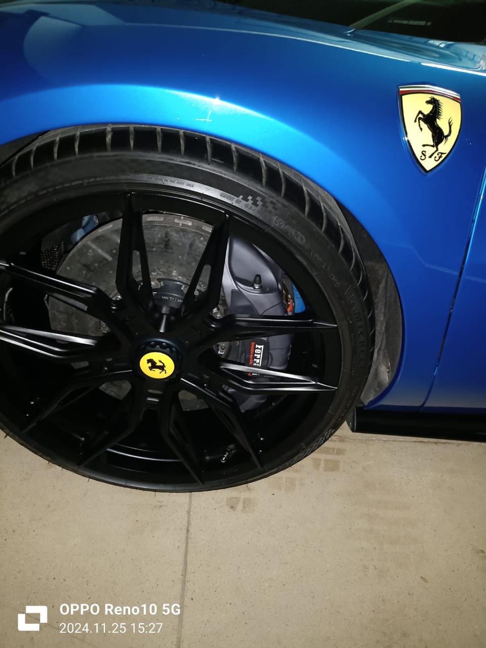 Ferrari 296 GTS 2024