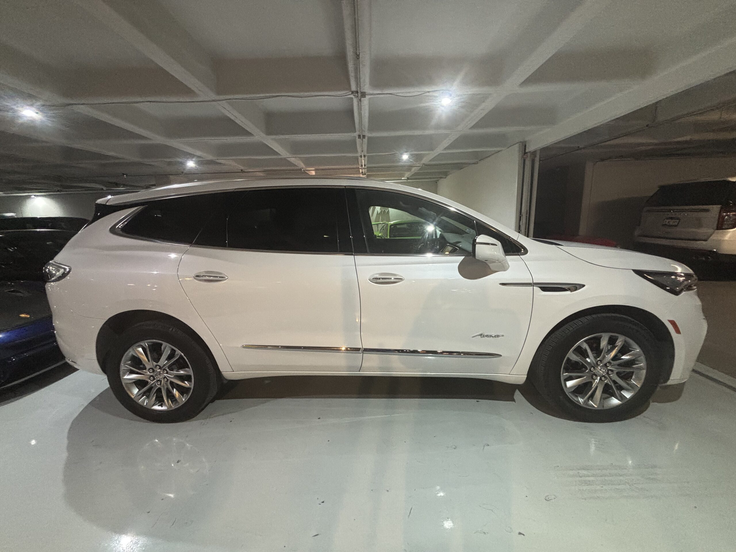 BUICK ENCLAVE AVENIR 2023