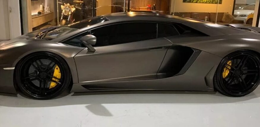 Lamborghini Aventador 2015