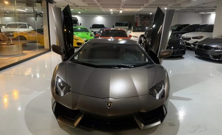 Lamborghini Aventador 2015