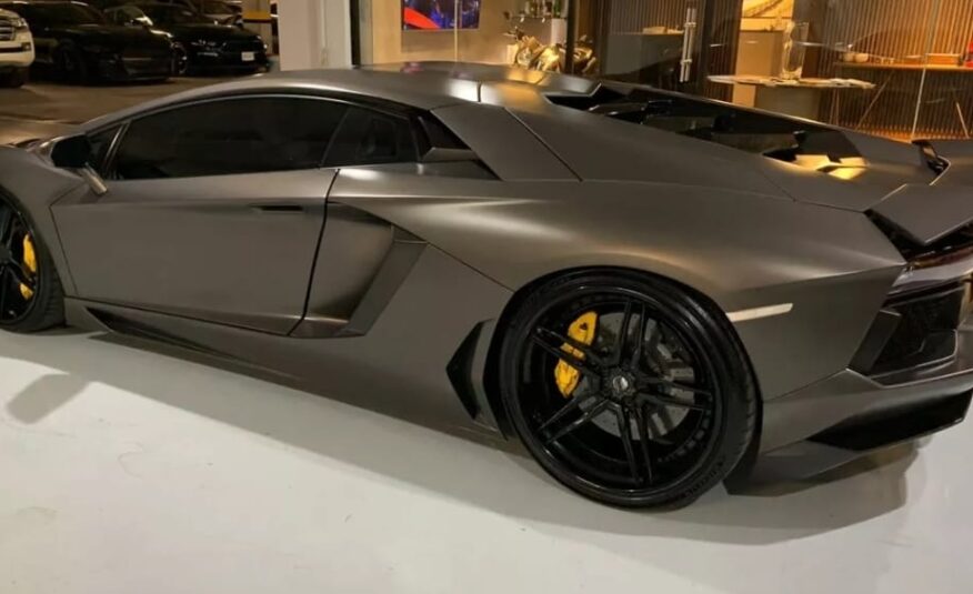 Lamborghini Aventador 2015