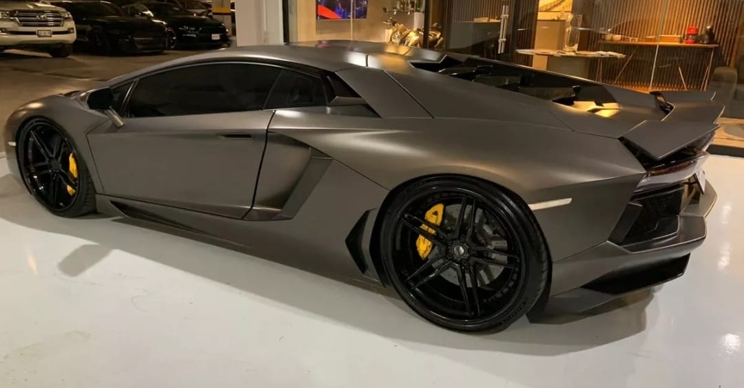 Lamborghini Aventador 2015