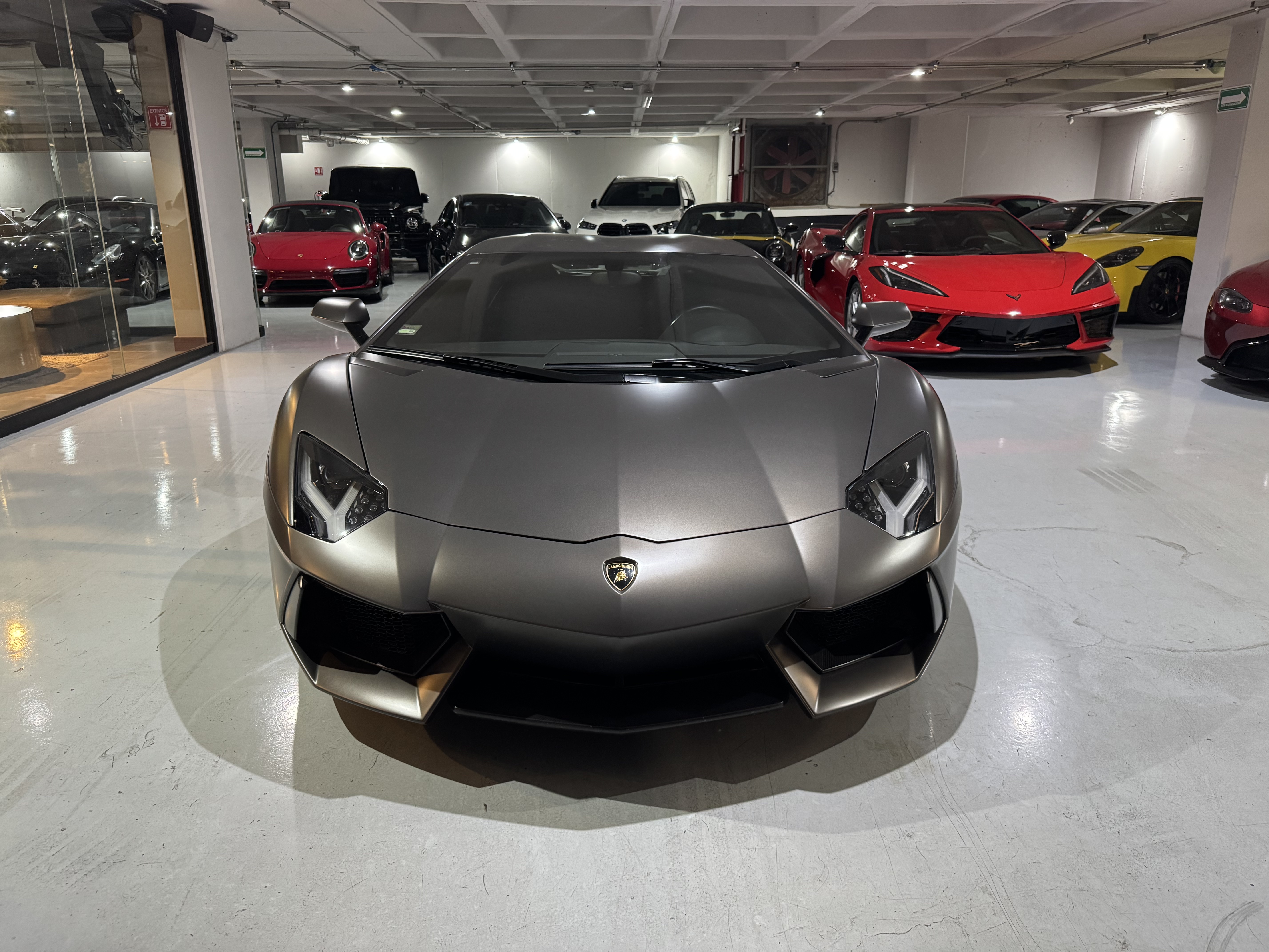 Lamborghini Aventador 2015