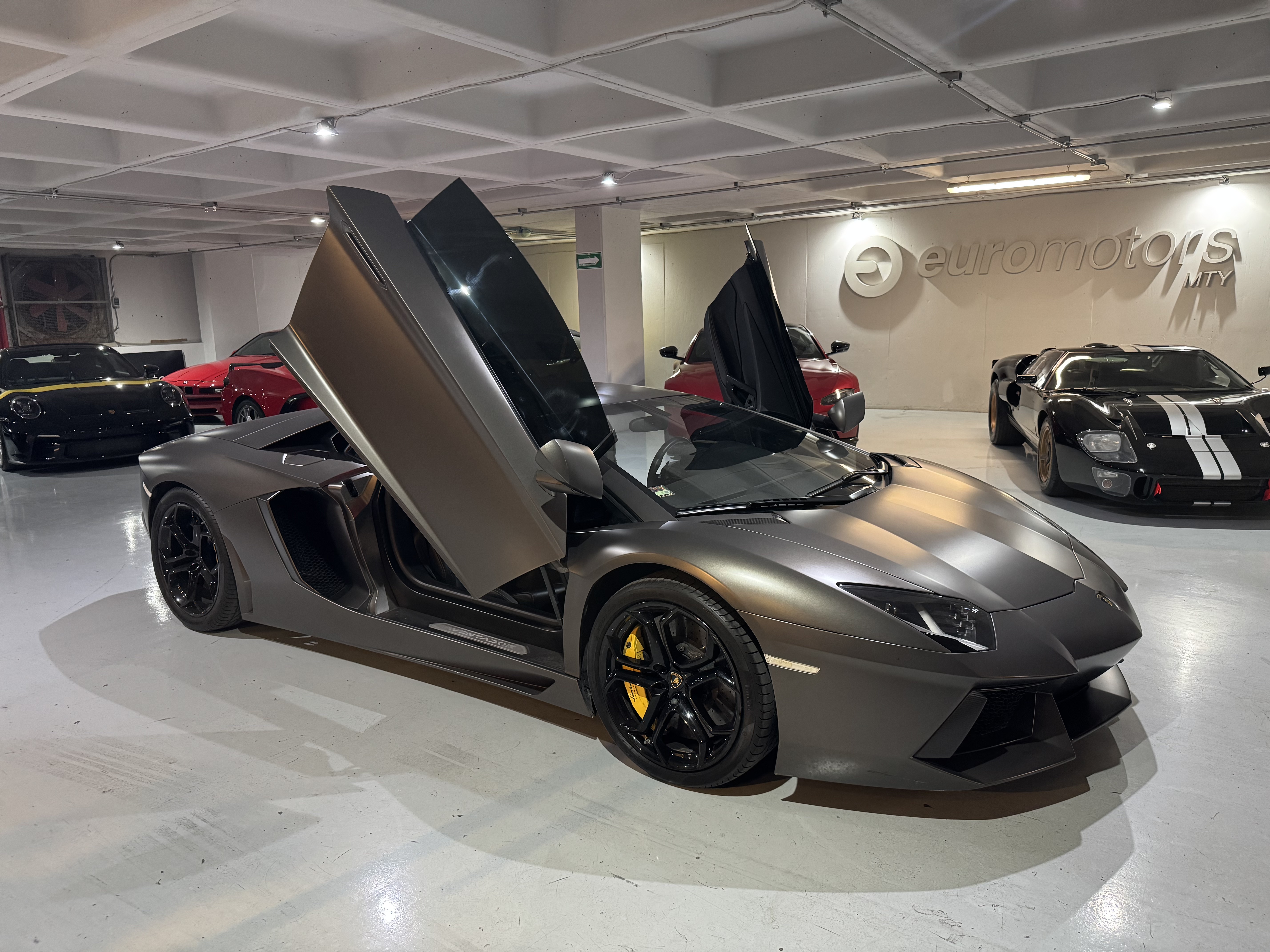 Lamborghini Aventador 2015