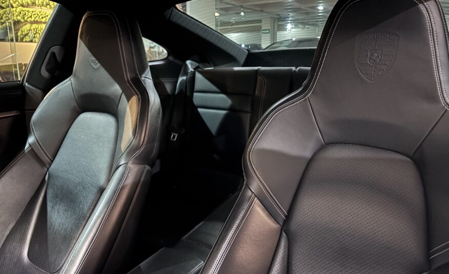 PORSCHE 911 CARRERA 2022
