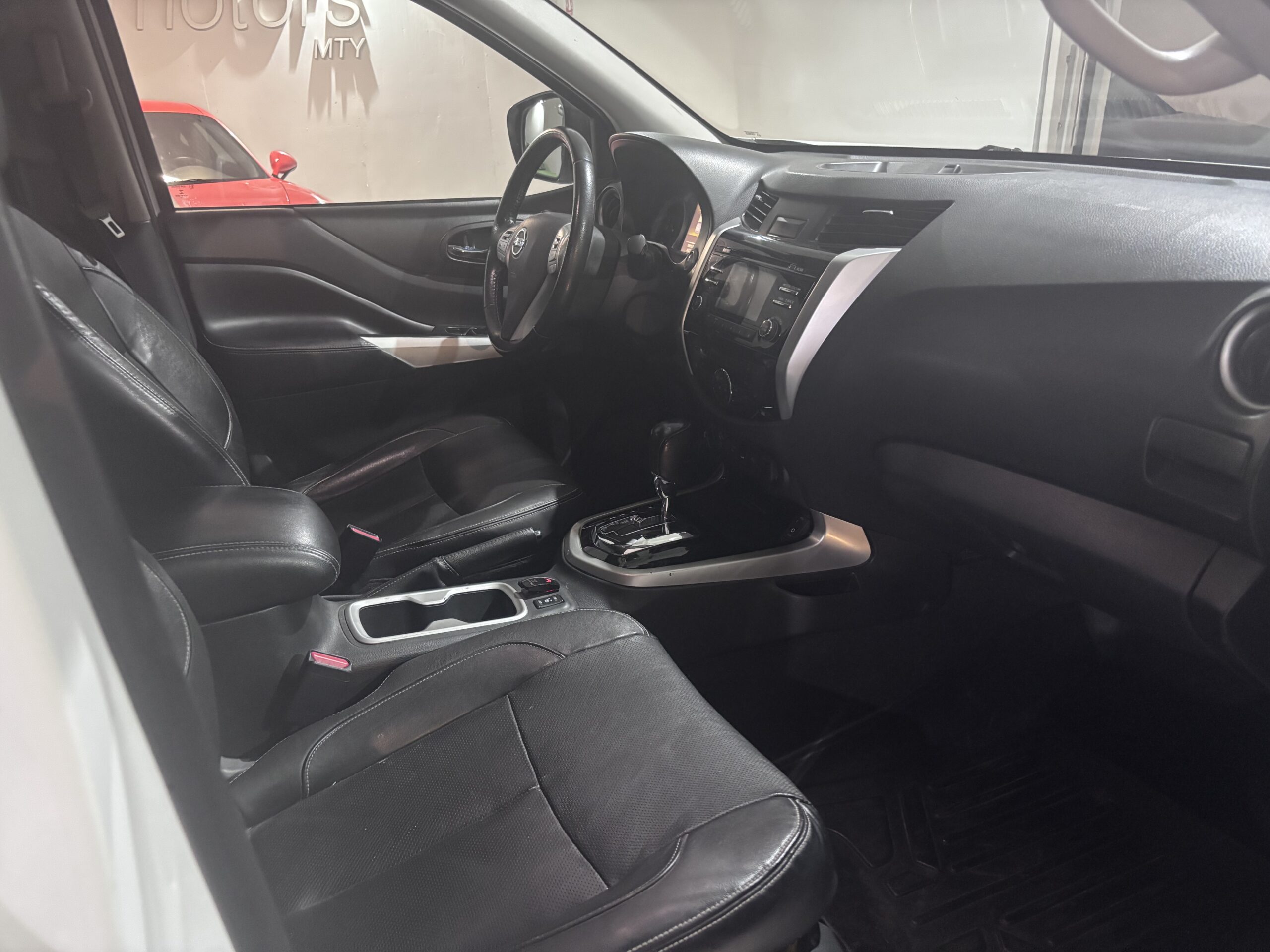 NISSAN FRONTIER LE 4X4 2018