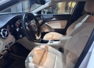 MERCEDES BENZ GLA 200 2020