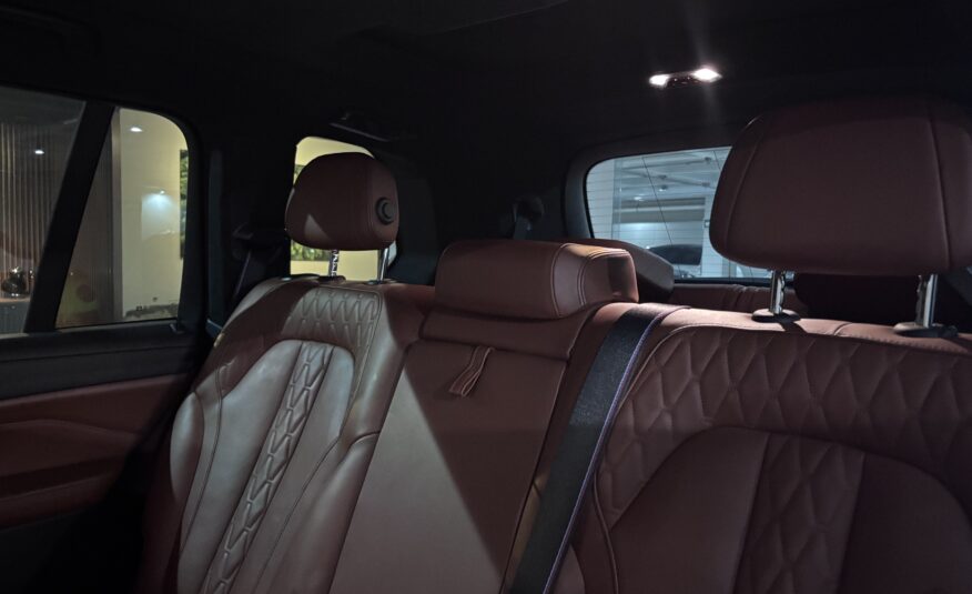 BMW X7 M60 2023