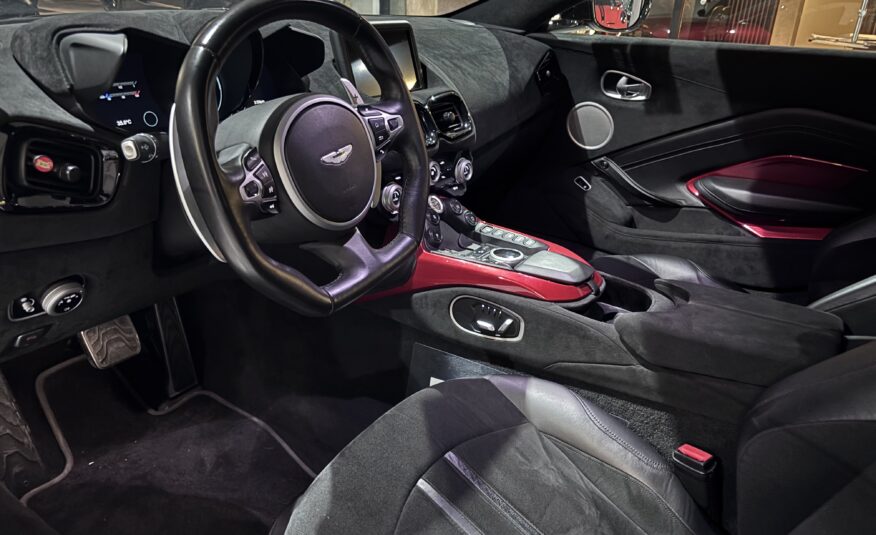 ASTON MARTIN VANTAGE 2019