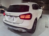 MERCEDES BENZ GLA 200 2020