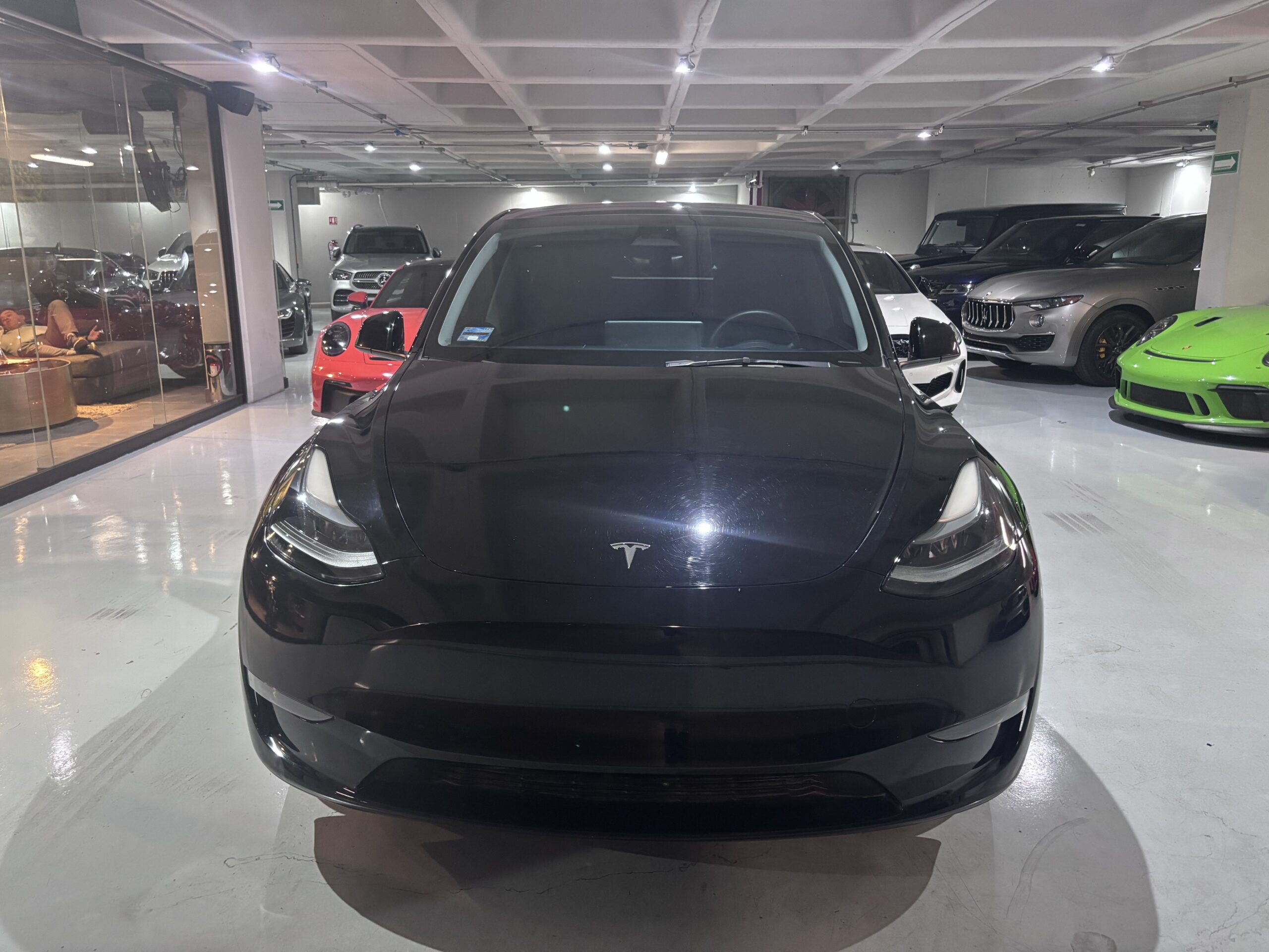 TESLA MODEL Y 2023