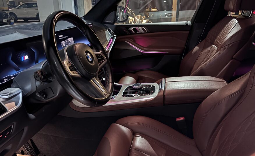 BMW X7 M60 2023