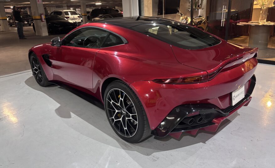 ASTON MARTIN VANTAGE 2019