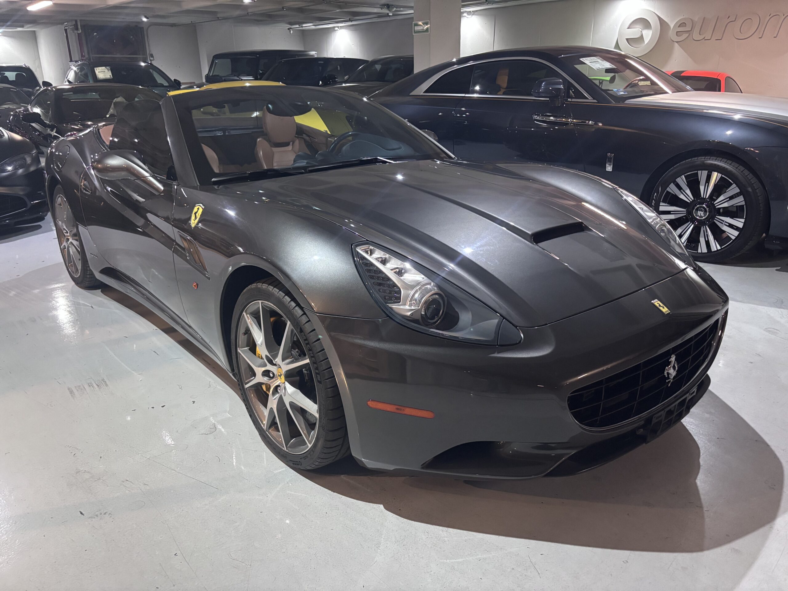 FERRARI CALIFORNIA 2010