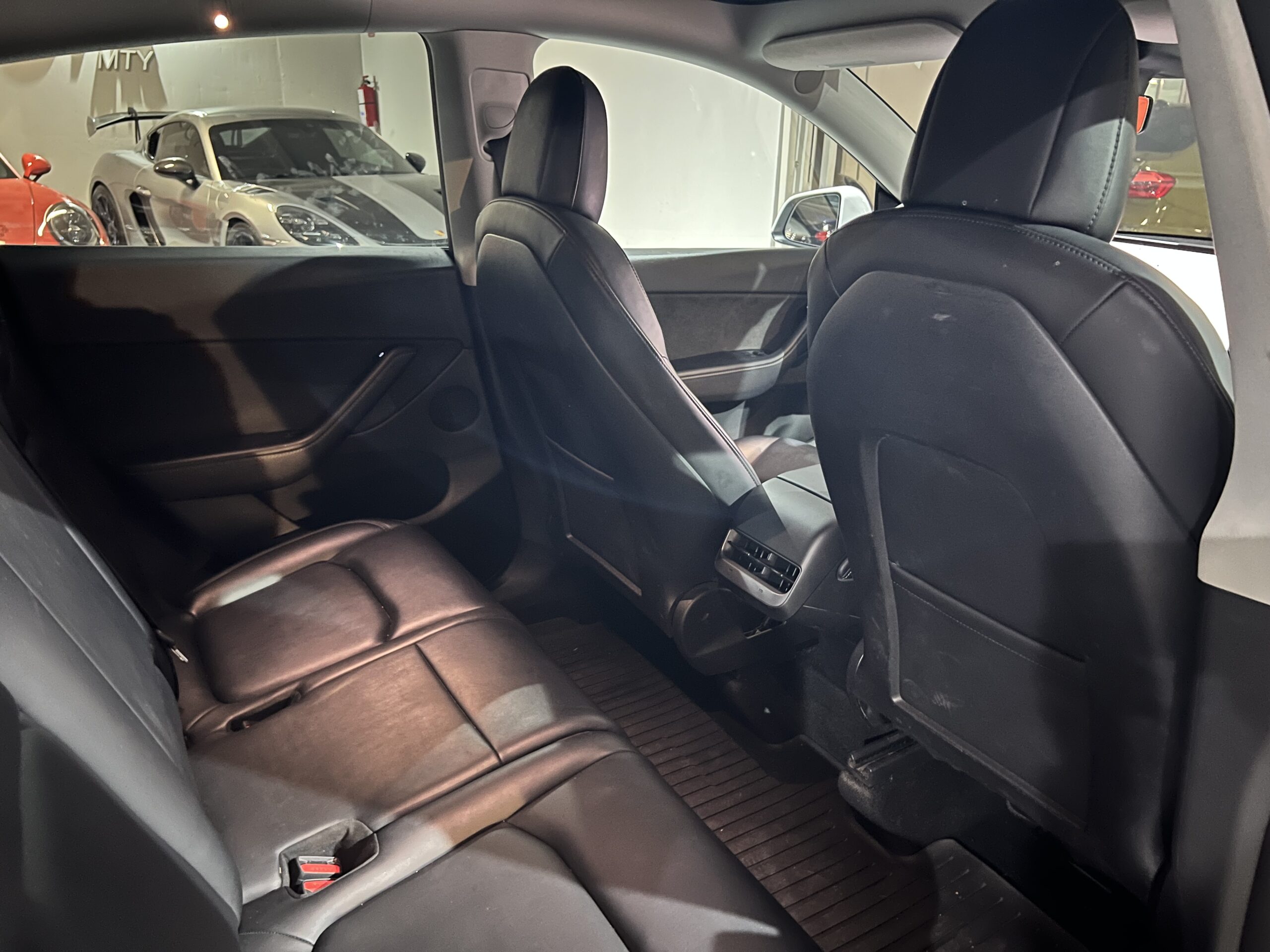 TESLA MODEL Y 2022 LONG RANGE