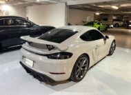 PORSCHE GT4 2021