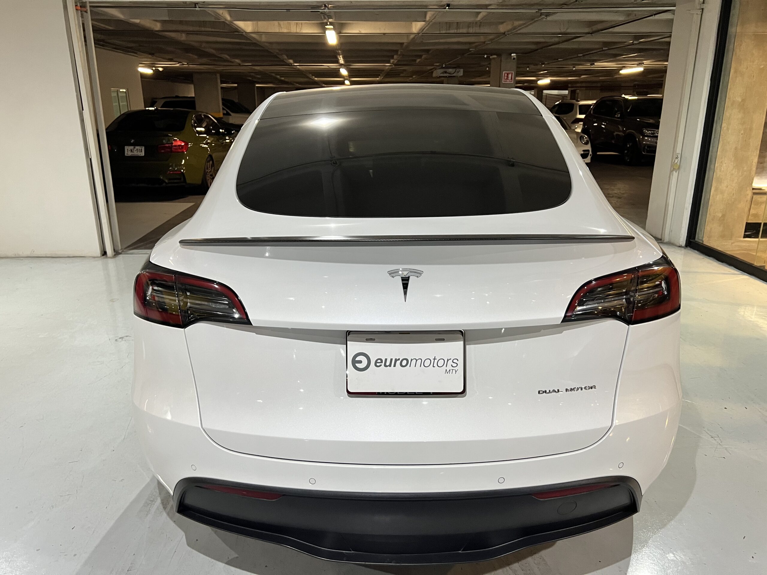 TESLA MODEL Y 2022 LONG RANGE