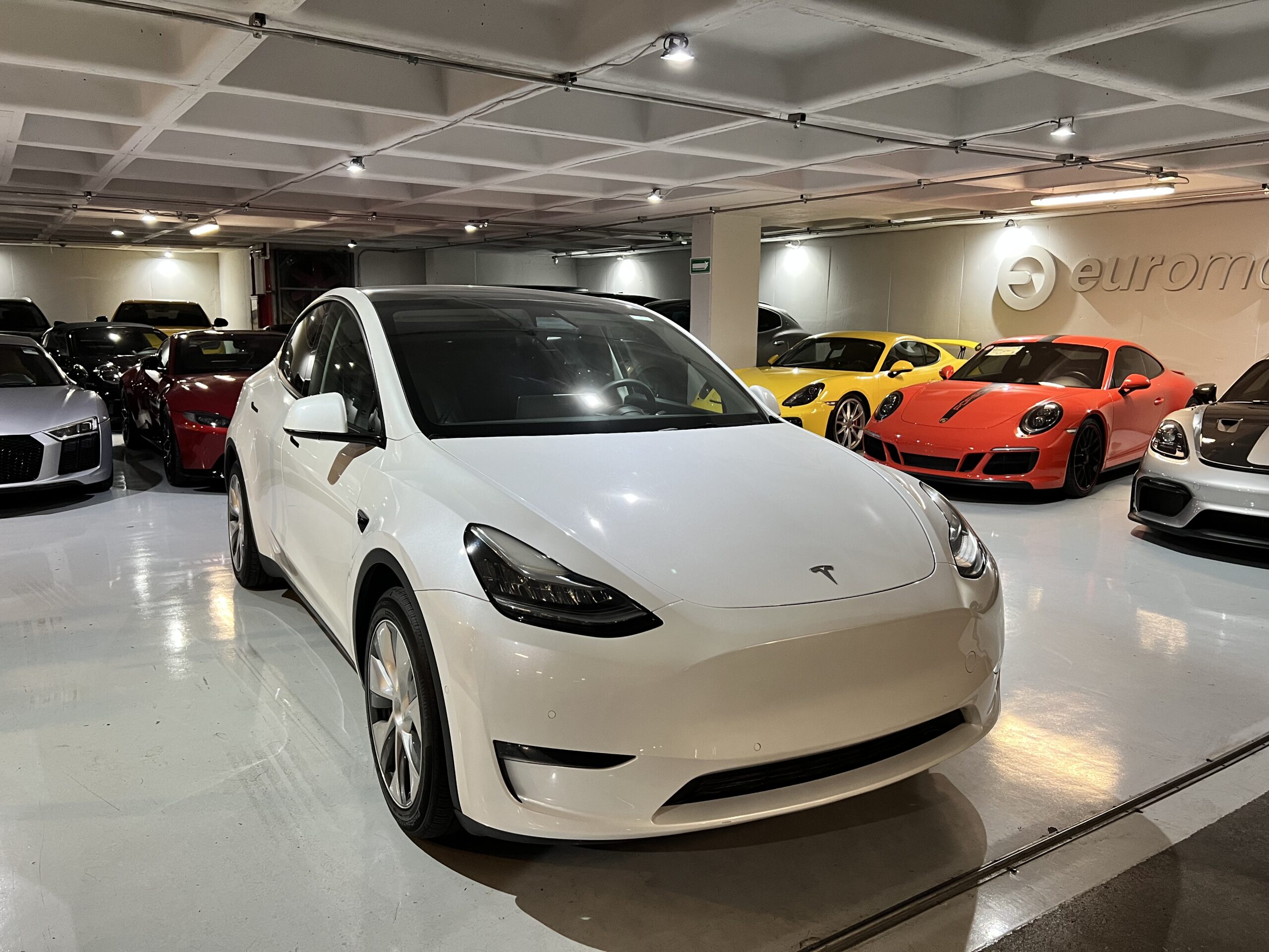 TESLA MODEL Y 2022 LONG RANGE