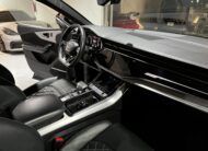 Audi Q8 S-Line 2021