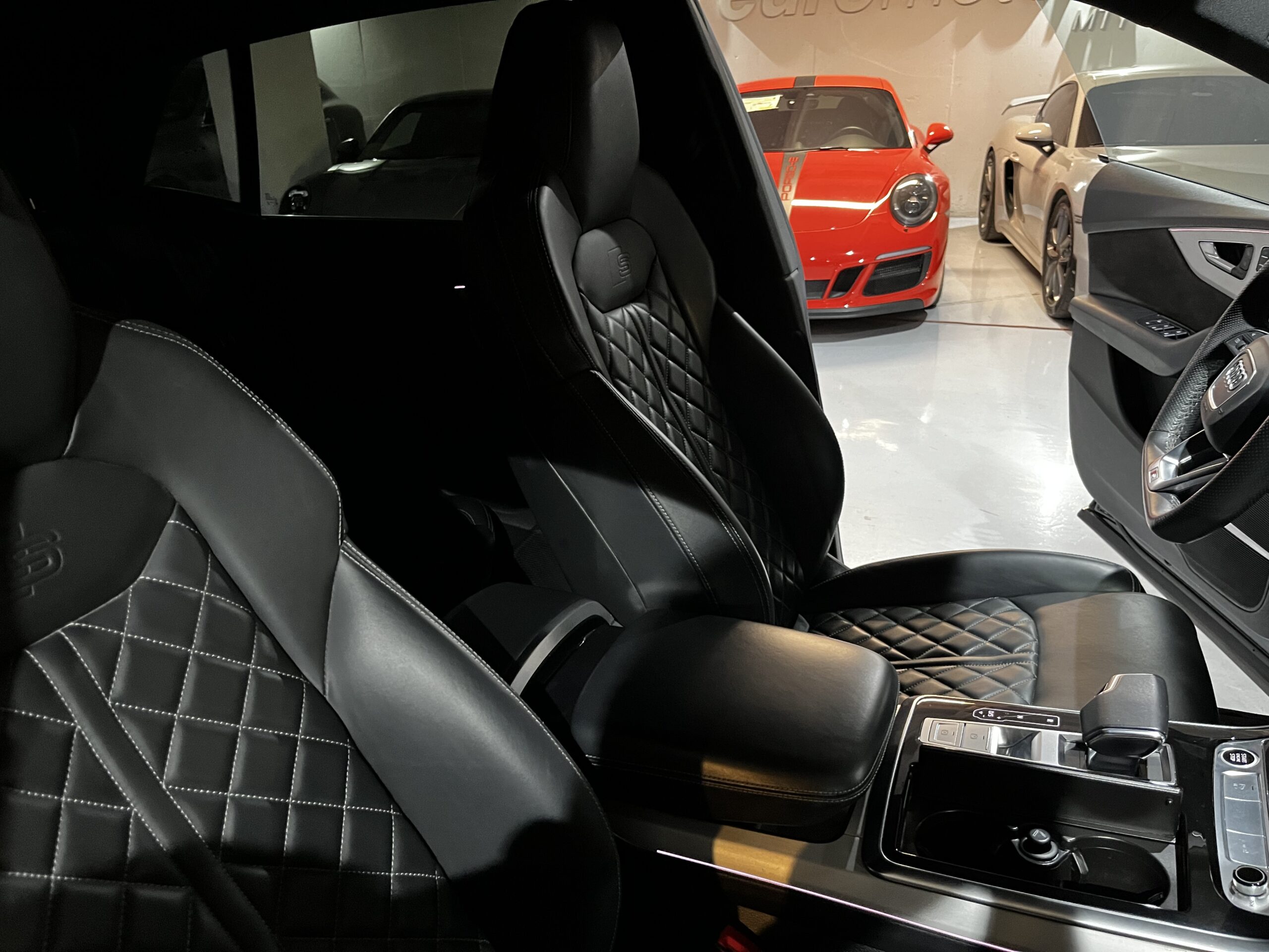 Audi Q8 S-Line 2021