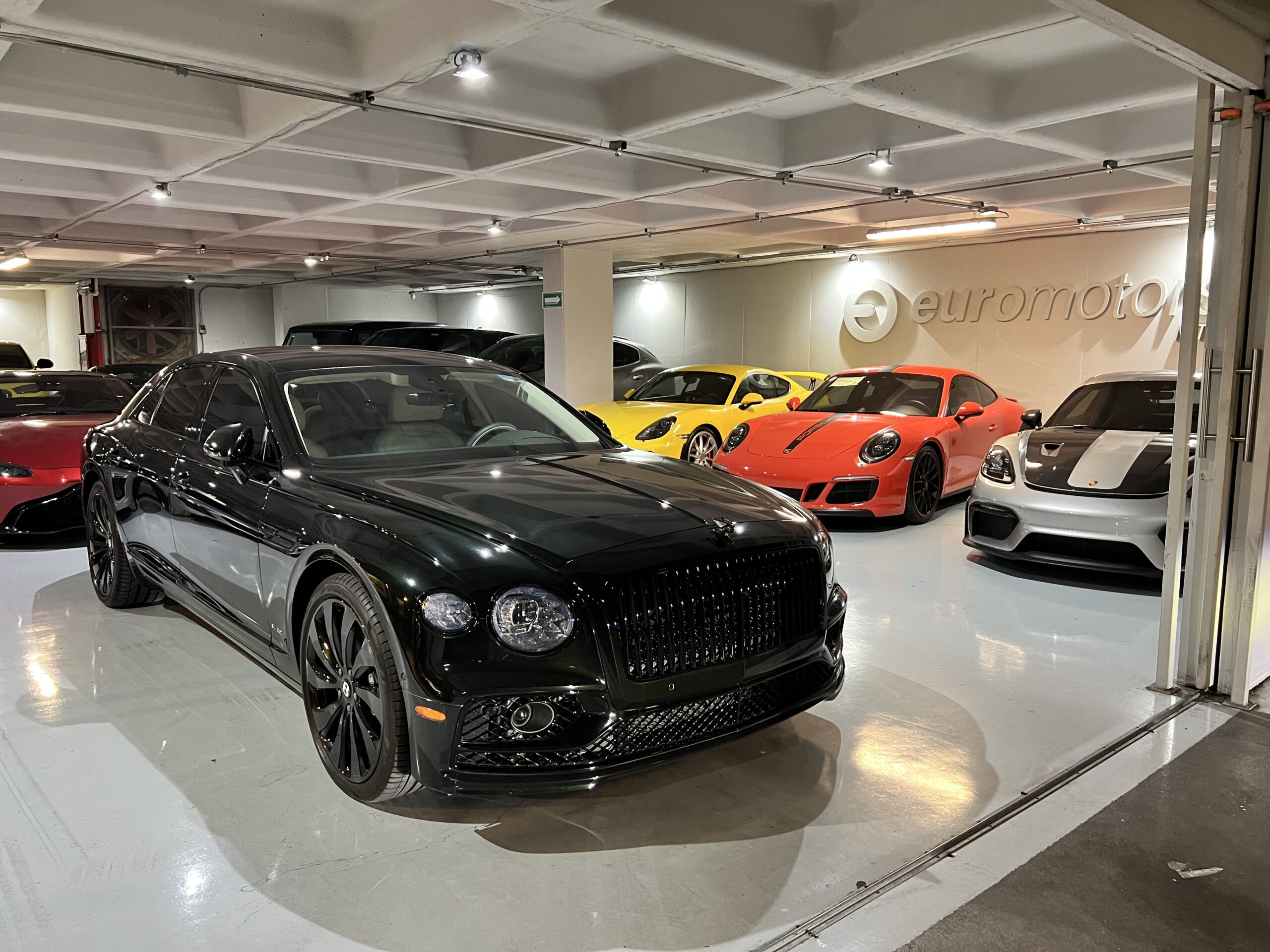 Bentley Flying Spur 2022