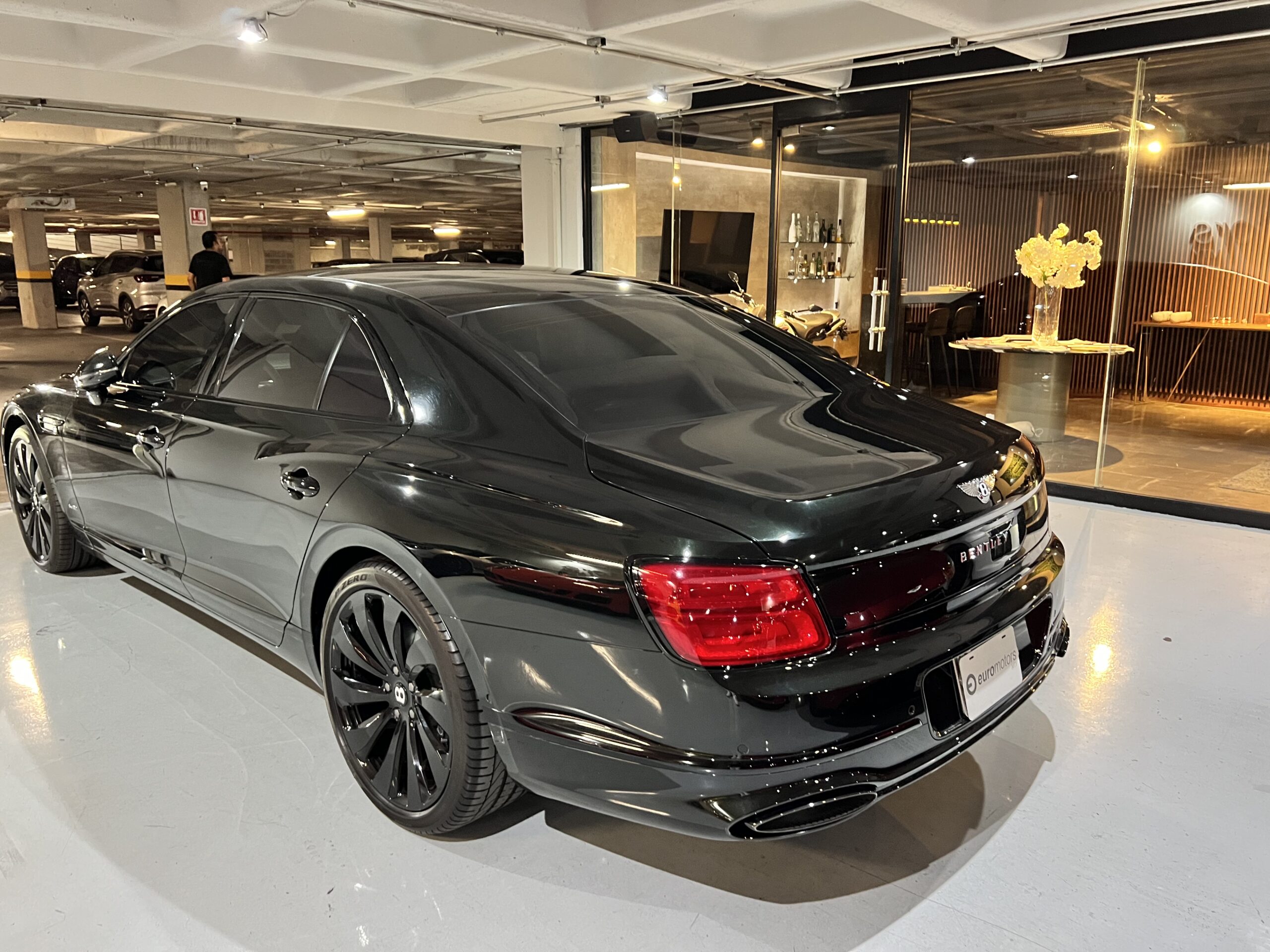 Bentley Flying Spur 2022