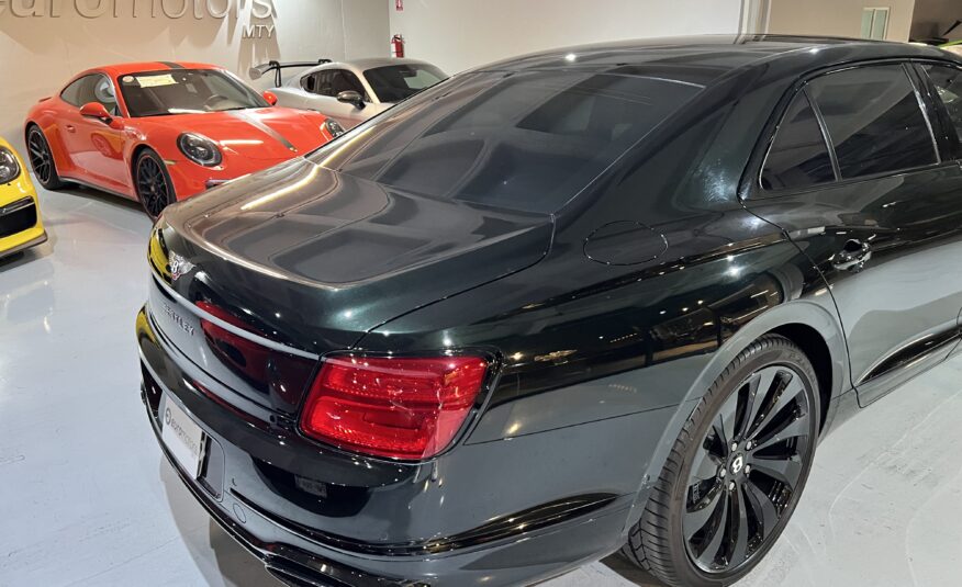 Bentley Flying Spur 2022