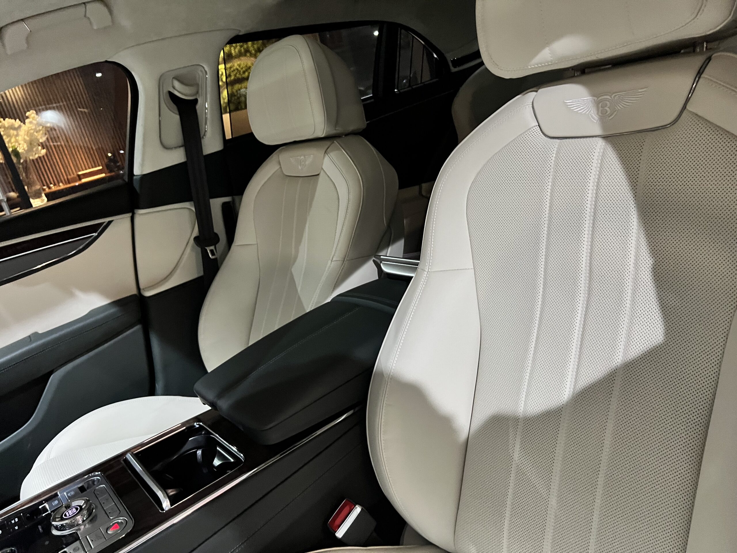 Bentley Flying Spur 2022