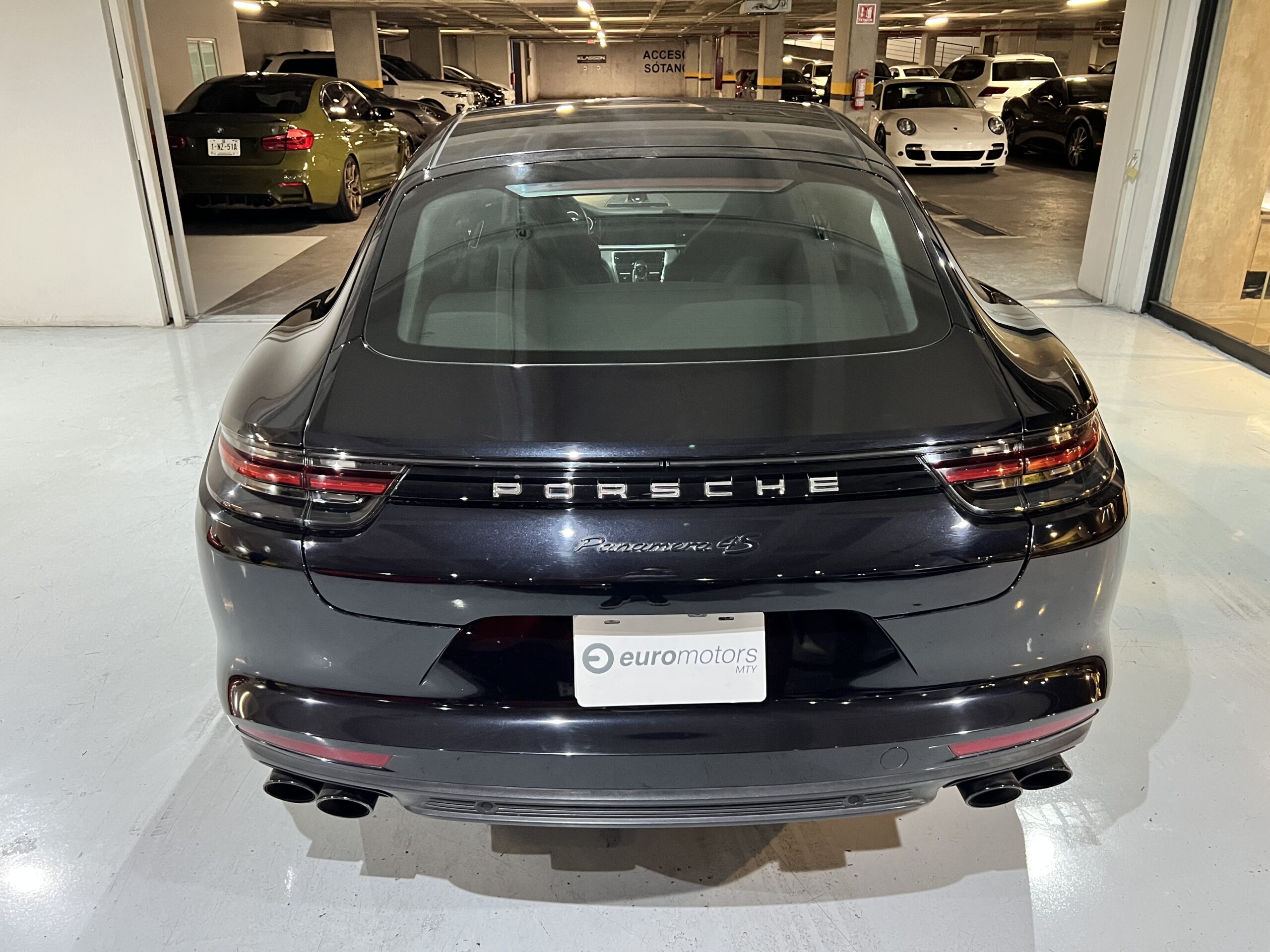 2017 Porsche Panamera 4s