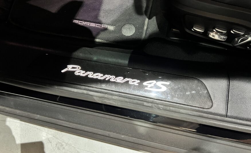 2017 Porsche Panamera 4s