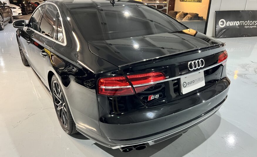 Audi S8 2016