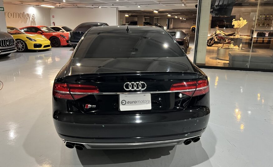 Audi S8 2016