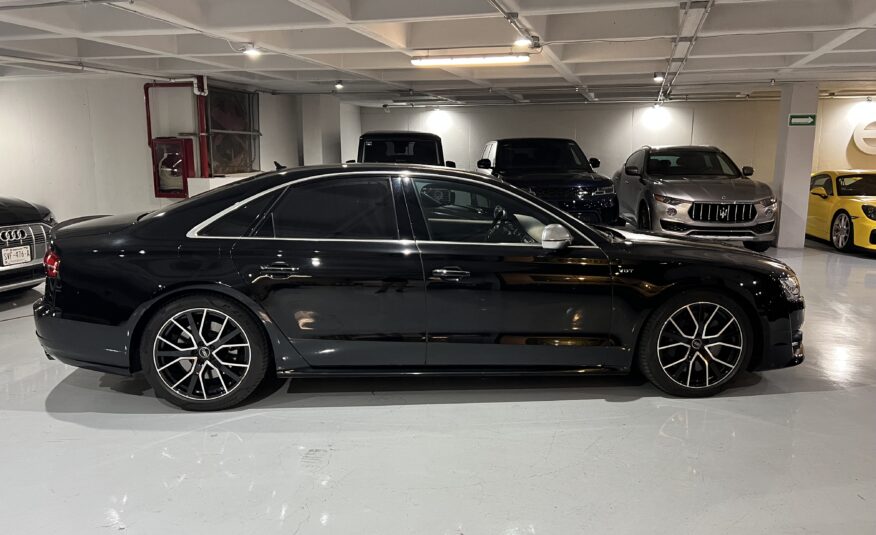 Audi S8 2016