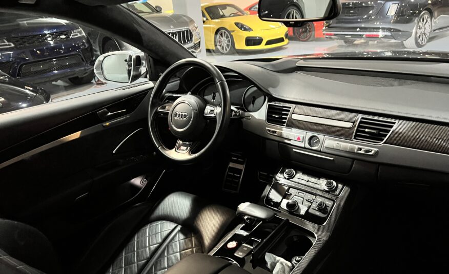 Audi S8 2016