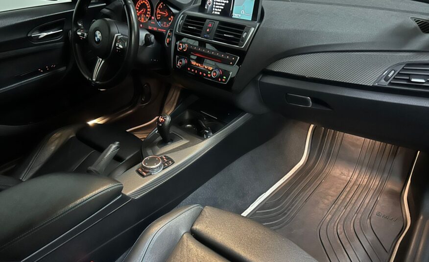 BMW M2 2017