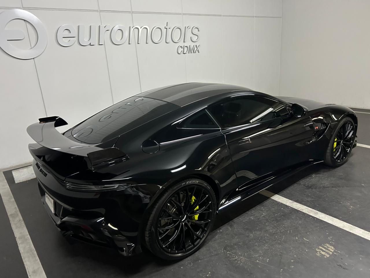 Aston Martin Vantage F1 2024