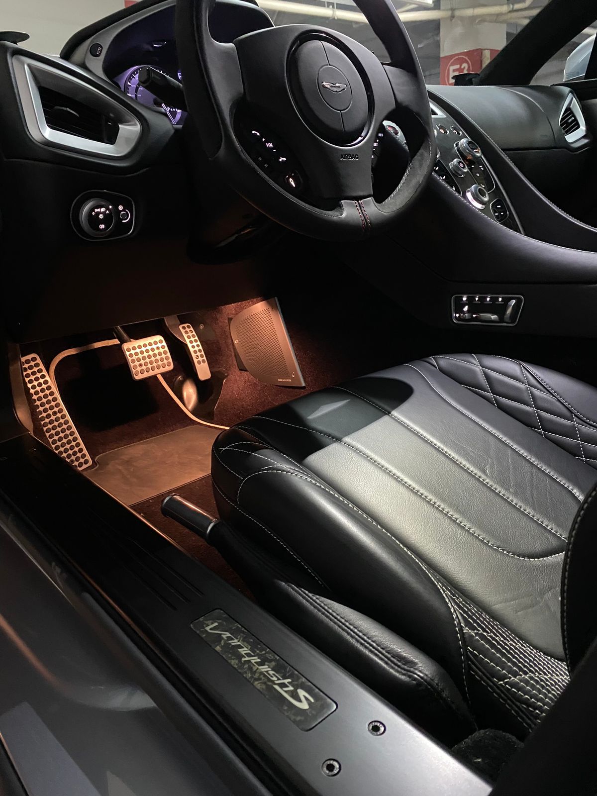 Aston Martin Vanquish S 2018