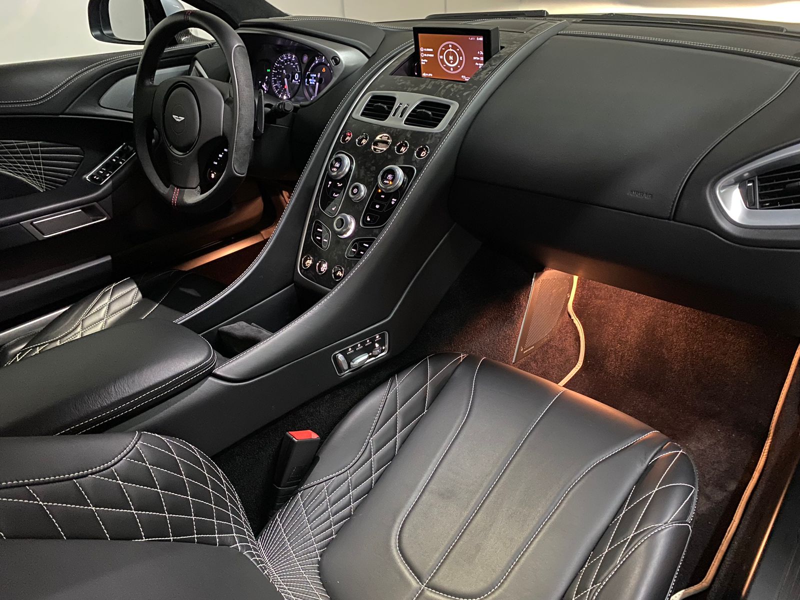 Aston Martin Vanquish S 2018