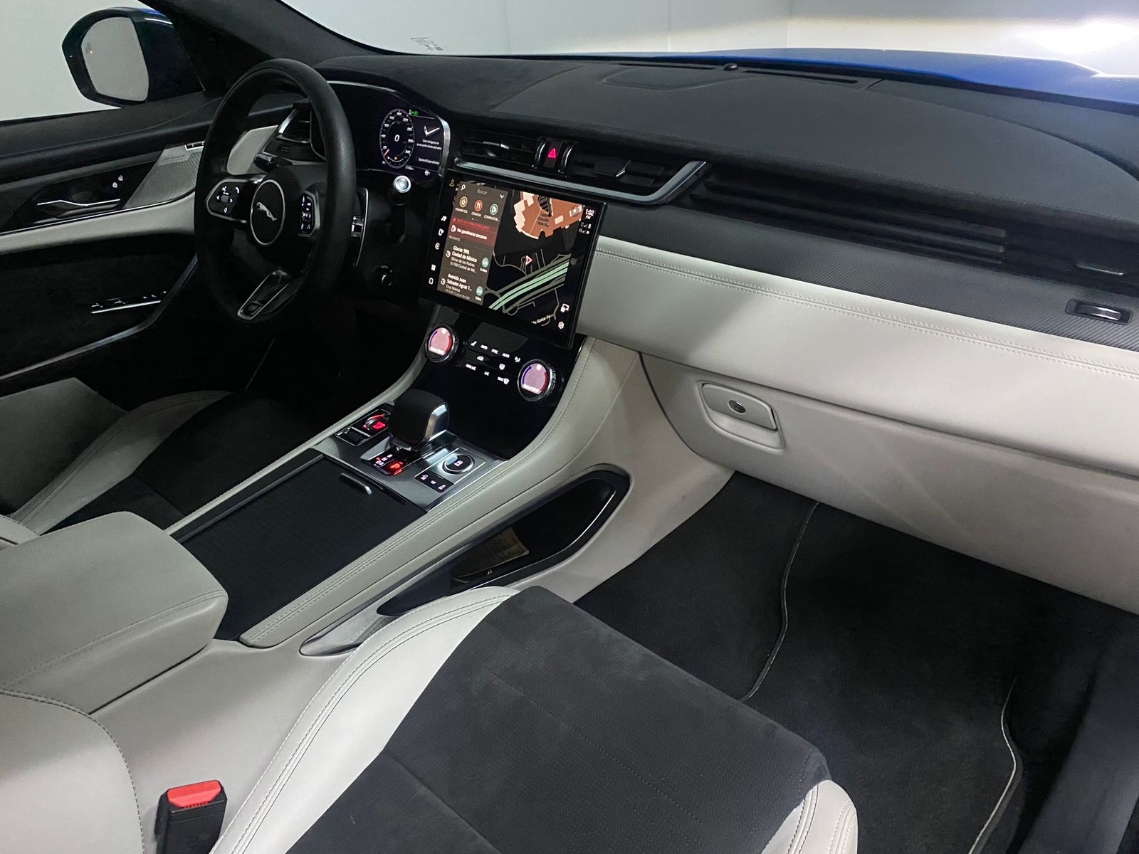Jaguar F-Pace SVR 2021