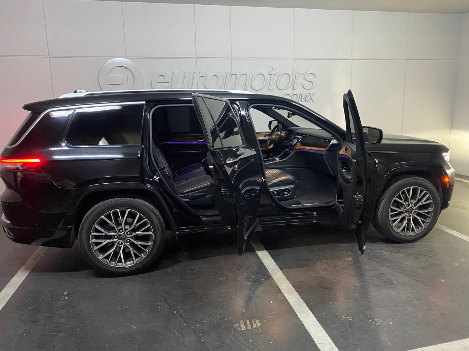 Jeep Grand Cherokee Summit L 2021 Vidrios Blindados
