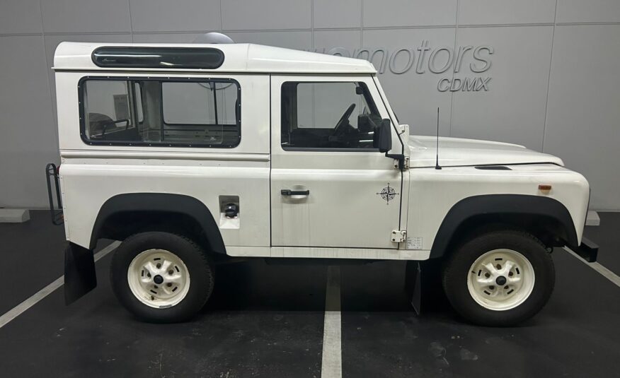 Land Rover Defender 90 1992