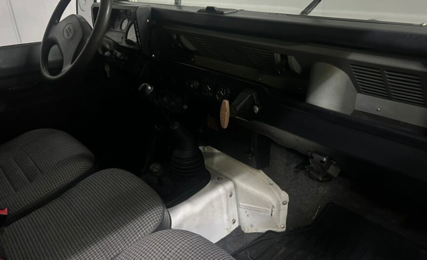 Land Rover Defender 90 1992